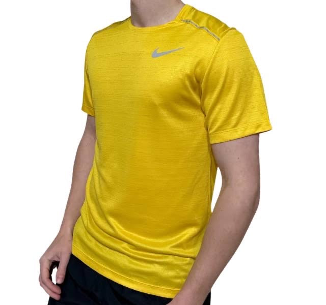 Nike - 1.0 Miler - Yellow